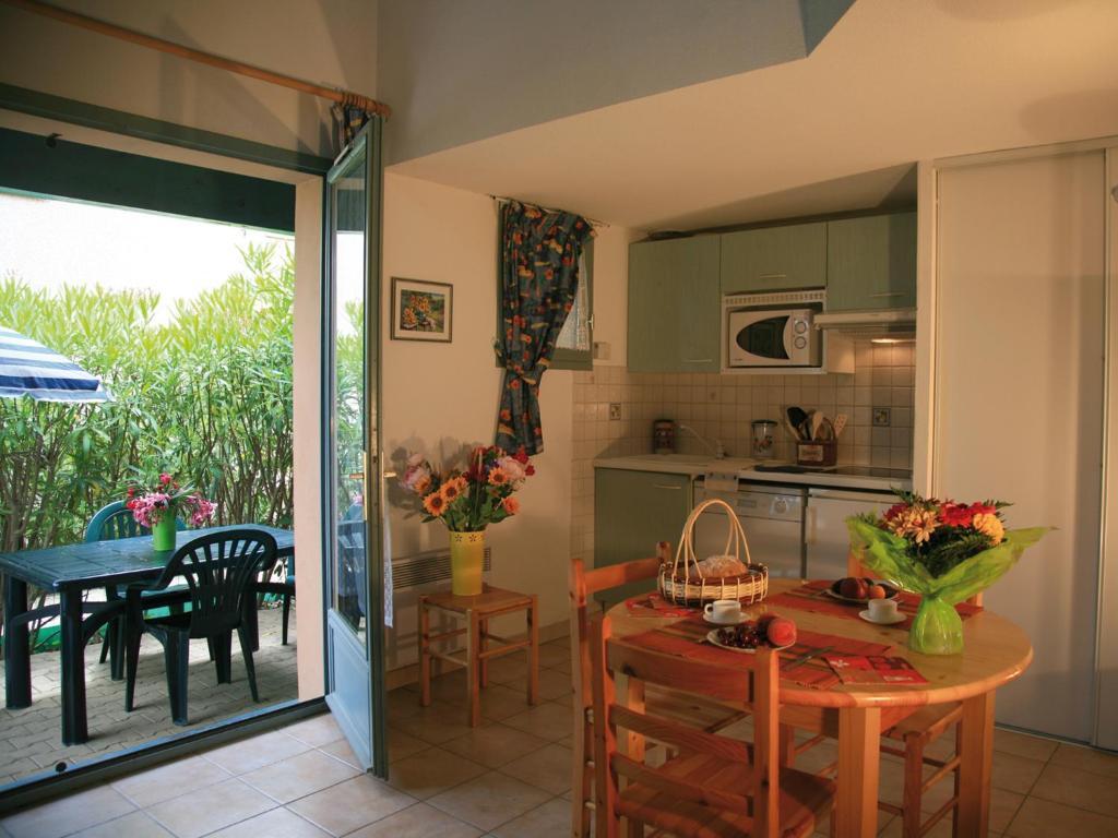 Lagrange Vacances Les Maisonnettes Sainte-Marie-Plage Room photo